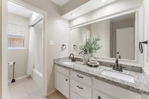 748 Talmalge Hall Dr, Conroe, TX 77302 - Photo 17