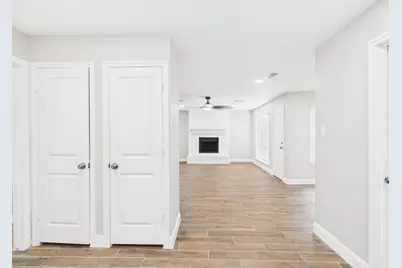 7903 Secretariat Lane, Houston, TX 77071 - Photo 9