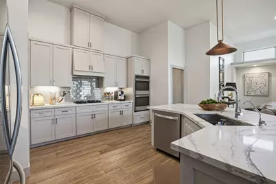 8706 Rippling Water Drive, Sugar Land, TX 77479 - Photo 9