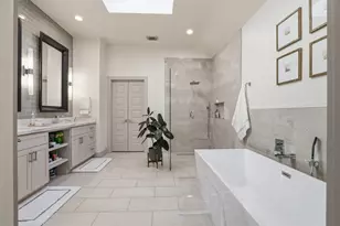 8706 Rippling Water Dr, Sugar Land, TX 77479 - Photo 11