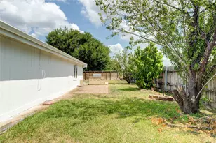 9907 Golden Glen Dr, Houston, TX 77099 - Photo 25