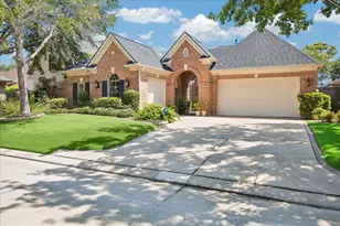 11411 Gallant Ridge Ln, Houston, TX 77082 - Photo 1