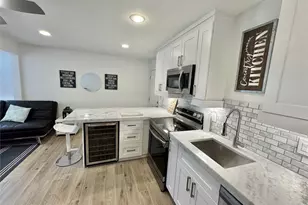 412 Pacific St, Houston, TX 77006 - Photo 3