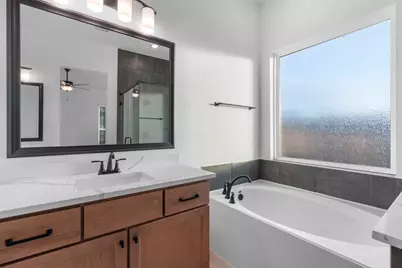 10906 Skyway Lane, Missouri City, TX 77459 - Photo 21