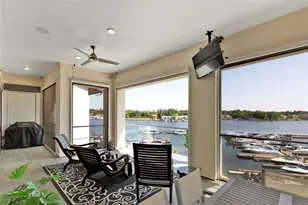 199 Waterpoint Ct, Conroe, TX 77356 - Photo 13