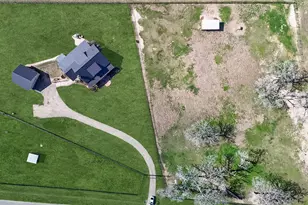 24011 Old Howth Rd, Hempstead, TX 77445 - Photo 7