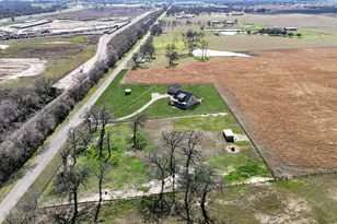 24011 Old Howth Rd, Hempstead, TX 77445 - Photo 5