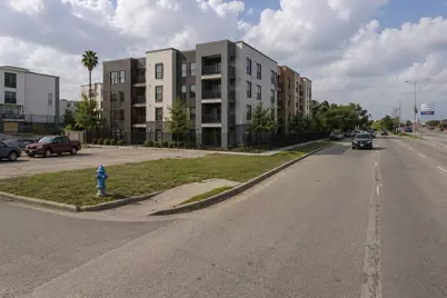 9602 Riddlewood Lane, Houston, TX 77025 - Photo 7