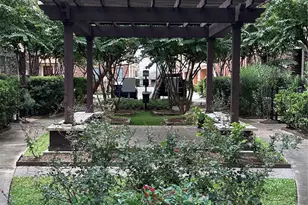 1049 W 22nd St, Houston, TX 77008 - Photo 39