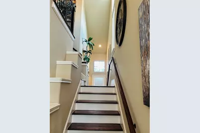 1049 W 22nd Street #H, Houston, TX 77008 - Photo 3