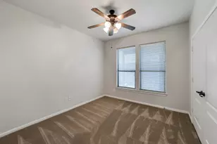 1335 Studer St, Houston, TX 77007 - Photo 27