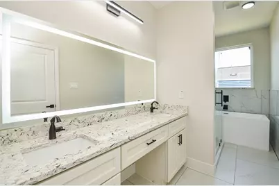 848 Lucky Street, Houston, TX 77088 - Photo 17