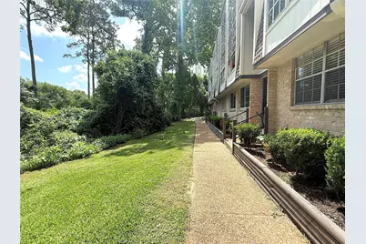 12633 Memorial Drive #236, Houston, TX 77024 - Photo 19