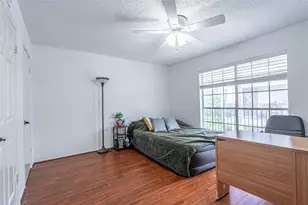 12633 Memorial Dr, Houston, TX 77024 - Photo 13