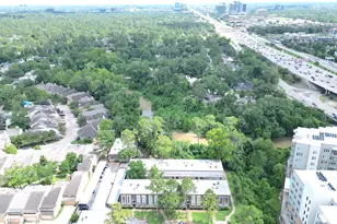 12633 Memorial Dr, Houston, TX 77024 - Photo 23