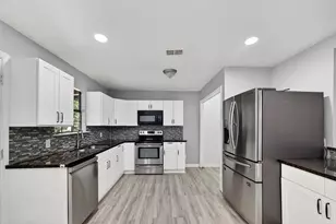 663 County Rd 347 S, Cleveland, TX 77327 - Photo 9