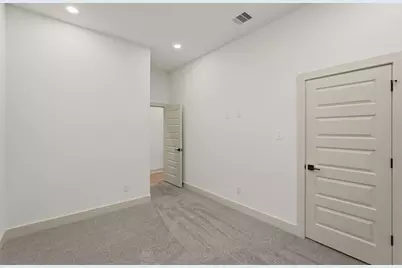 9819 Turnbow Street #D, Houston, TX 77029 - Photo 21
