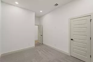 9819 Turnbow St, Houston, TX 77029 - Photo 21