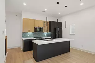 9819 Turnbow St, Houston, TX 77029 - Photo 9