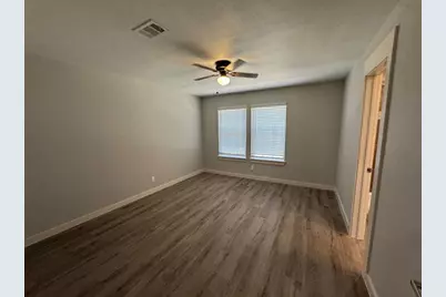 5802 Twisted Pine Court #D, Houston, TX 77039 - Photo 9