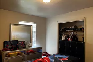 7727 Log Hollow Dr, Houston, TX 77040 - Photo 11