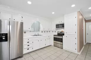 1906 Airline Dr, Katy, TX 77493 - Photo 9