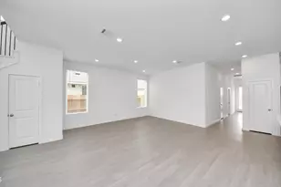 27406 Sweetwater Bay Dr, Katy, TX 77493 - Photo 5