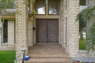 1502 20th Ave N, Texas City, TX 77590 - Photo 3