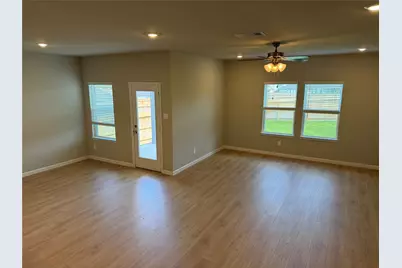 1013 Legrand Street, Brenham, TX 77833 - Photo 3
