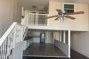 2116 Strand St, Galveston, TX 77550 - Photo 9