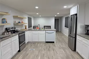 585 River Oaks Dr, Trinity, TX 75862 - Photo 3