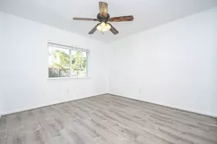 3626 Stratford Town Ln, Sugar Land, TX 77498 - Photo 21