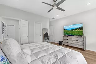 8407 James Franklin St, Houston, TX 77088 - Photo 13