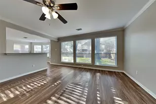 30826 Trinket Dr, Spring, TX 77386 - Photo 3