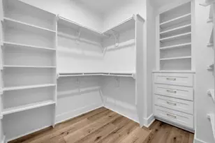 724 E 33rd St, Houston, TX 77022 - Photo 21