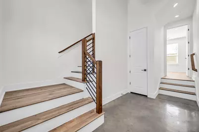 724 E 33rd Street, Houston, TX 77022 - Photo 5