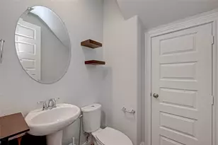 9905 Brickhouse Dr, Houston, TX 77080 - Photo 17