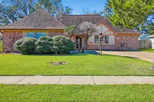 1006 Bolton Dr, Missouri City, TX 77489 - Photo 1