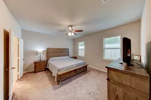 320 Emerald Thicket Ln, Houston, TX 77336 - Photo 11