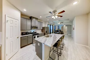 320 Emerald Thicket Ln, Houston, TX 77336 - Photo 9