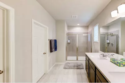 320 Emerald Thicket Lane, Houston, TX 77336 - Photo 13