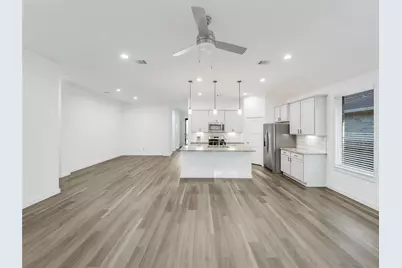 387 Westlake Terrace Drive, Conroe, TX 77304 - Photo 13