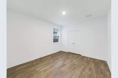 387 Westlake Terrace Drive, Conroe, TX 77304 - Photo 17