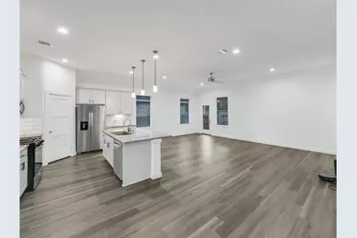 387 Westlake Terrace Drive, Conroe, TX 77304 - Photo 11