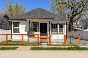 409 Winnie St, Houston, TX 77009 - Photo 1
