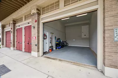 216 20th Street, Galveston, TX 77550 - Photo 3