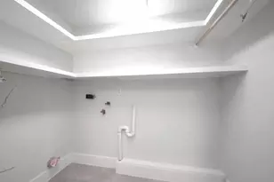 1114 W Cottage St, Houston, TX 77009 - Photo 37