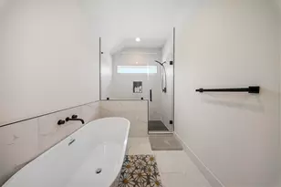 9 Super St, Houston, TX 77011 - Photo 11