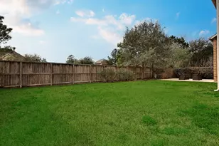 27 Tioga Pl, Tomball, TX 77375 - Photo 33