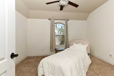 27 Tioga Place, Tomball, TX 77375 - Photo 25